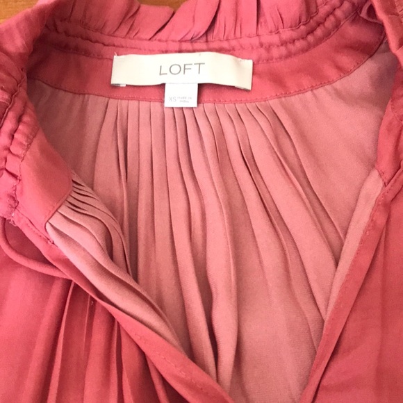 Sleeveless blouse - Picture 6 of 6